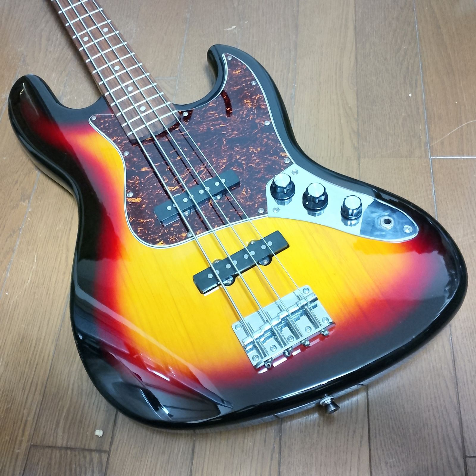 Photo Genic ジャズベースタイプ エレキベース サンバースト - メルカリ