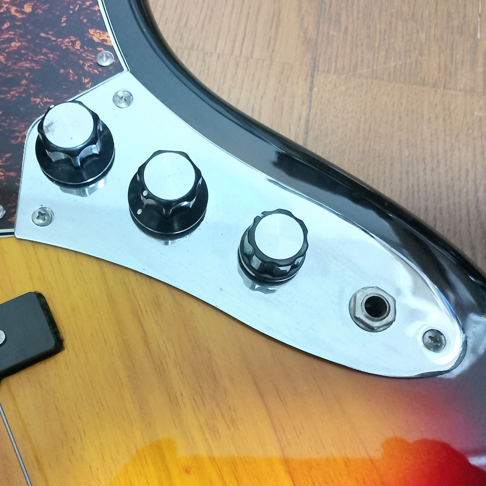 Photo Genic ジャズベースタイプ エレキベース サンバースト - メルカリ