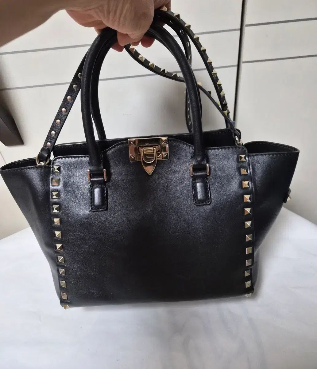 ヴァレンティノ ロックスタッズ トートバッグ ブランド クロスバック ショルダーバッグ バッグ