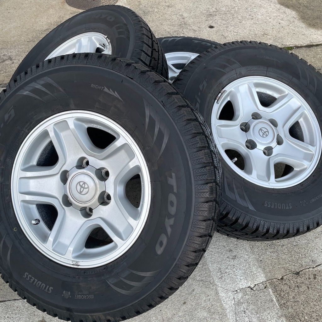 プラド アルミ スタッドレス265 70 R 16 2019年 TOYO 4本