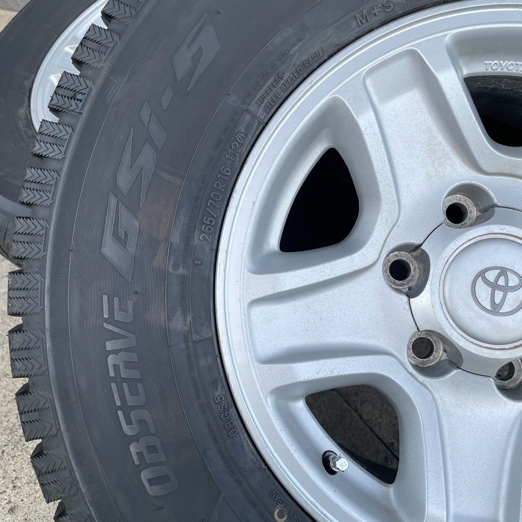 スタッドレス265 70