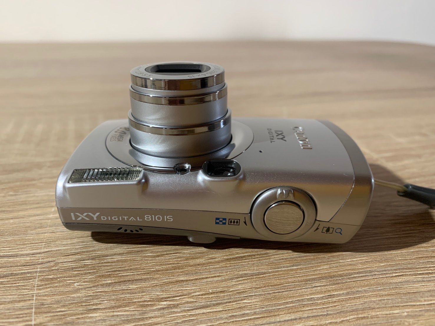 6961 Canon IXY DIGITAL 810 IS シルバー デジカメ - メルカリ