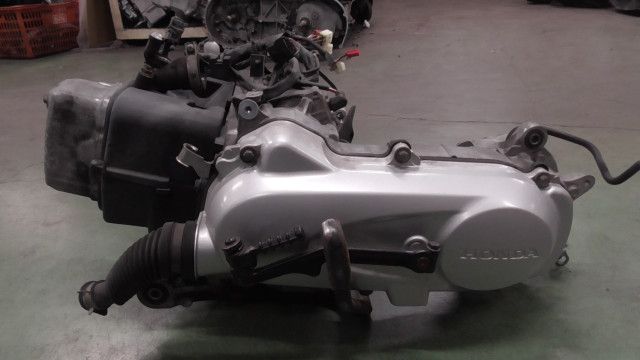 トゥデイ FI AF 67 1303 xxx の エンジン