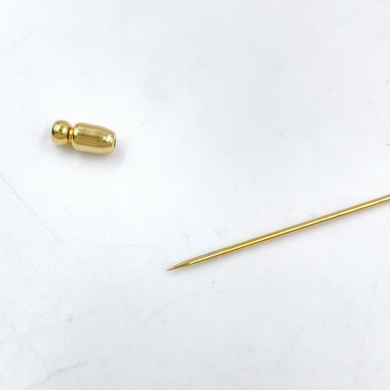 美品　HERMÈS セリエ ピンブローチ　ゴールド HERMES セリエ GP ゴールド ピンブローチ ゴールド - メルカリ