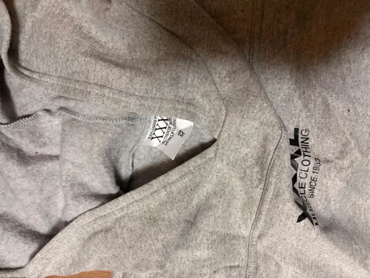 explosivefiber WHO Tシャツ