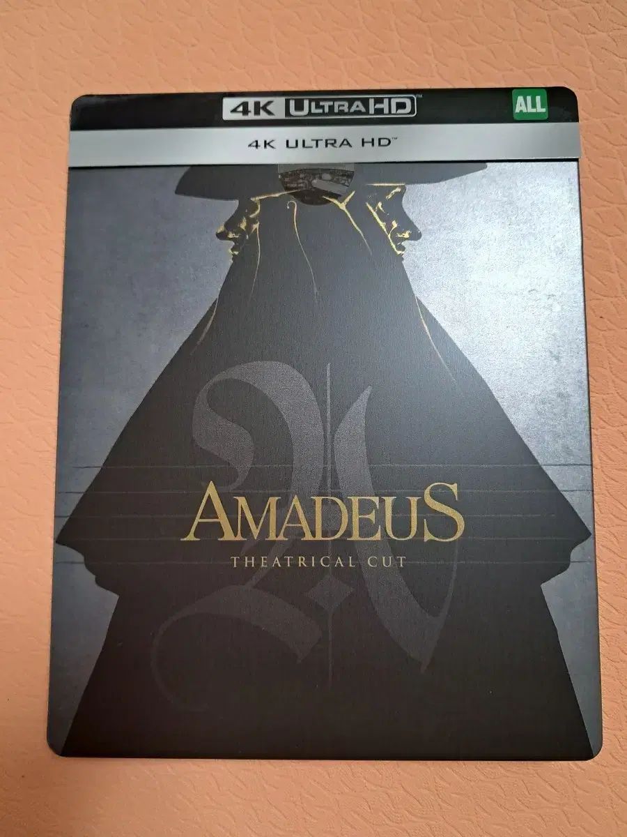 ブルーレイ Blu-ray アマデウス 4 k スチールブック 開封商品