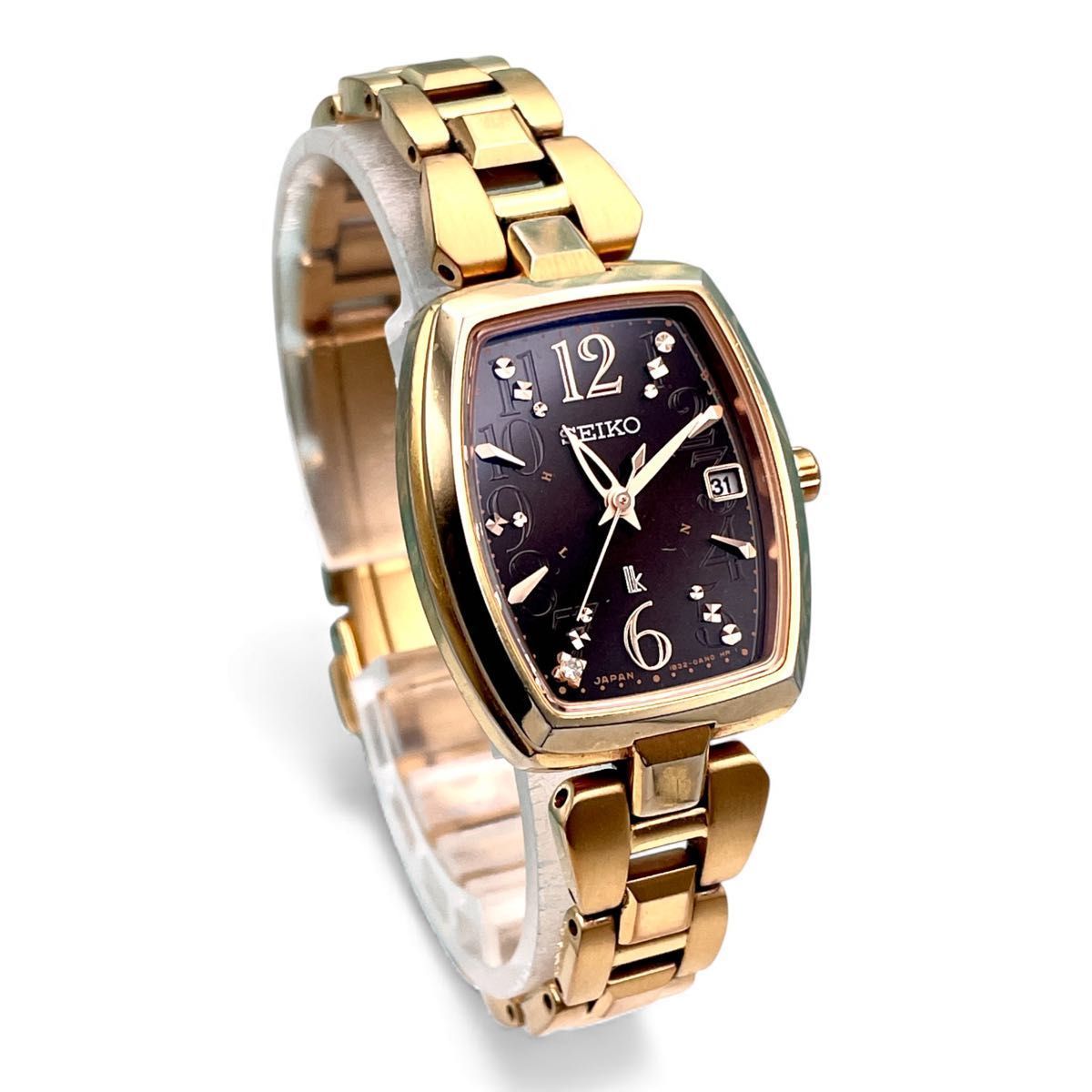 稼働 SEIKO セイコー 1 B 32 0 AE レディース ソーラー 電波時計 ゴールド 上品 エレガント デイト 日常使い ビジネス 5528 55 00