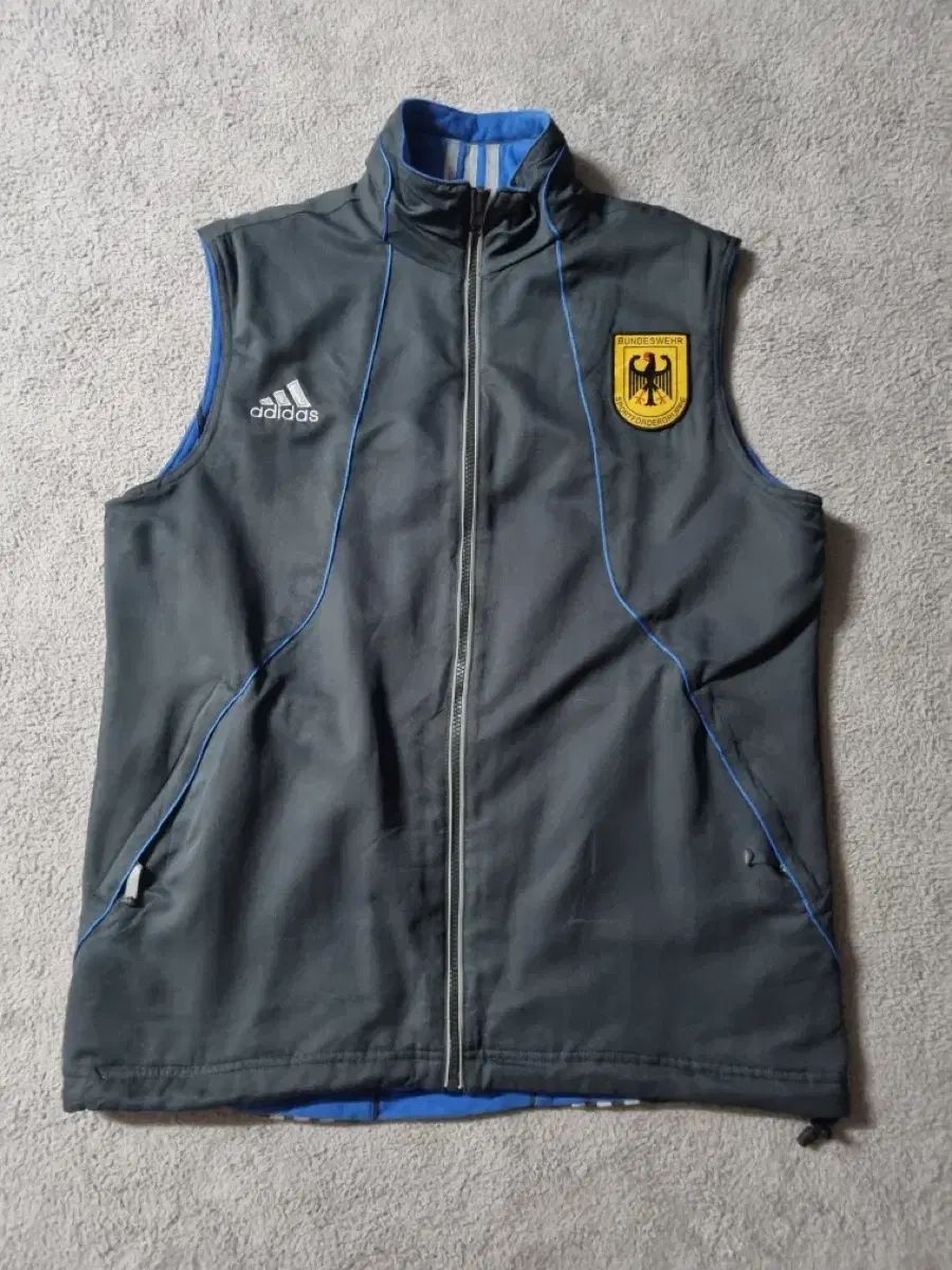 Adidas ドイツ リバーシブル フリース ベスト 2009