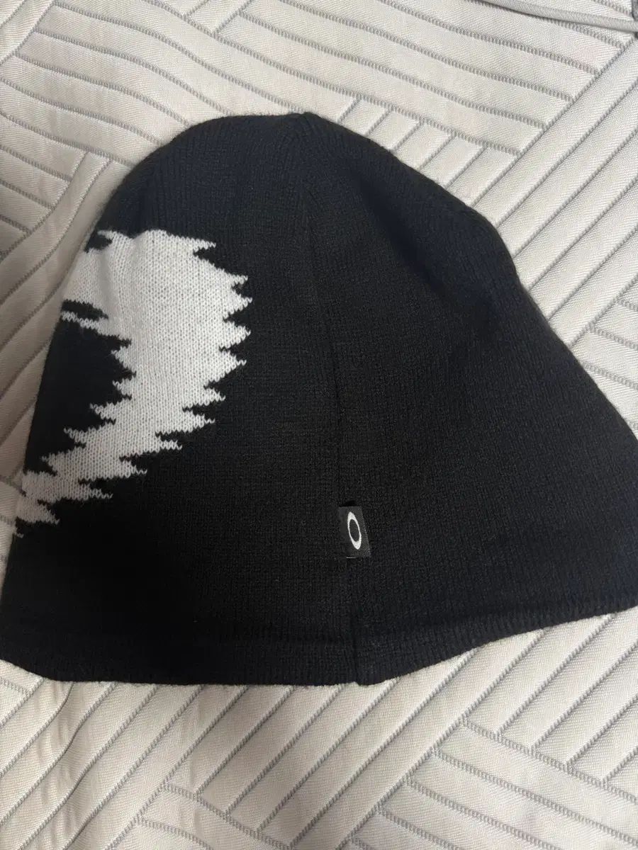 節約 オークリー PIET スタティック ビーニー ブラック PIET Oakley