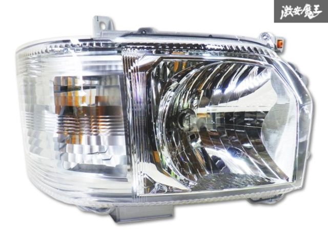 美品 新車外し】トヨタ純正 200系 ハイエース ナロー 4型 5型 6 美品 新車外し】トヨタ純正 200系 ハイエース ナロー 4型 5型 6