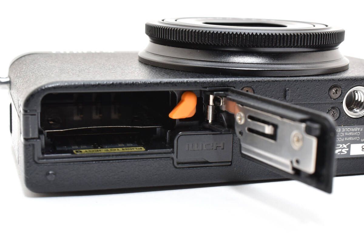 富士フイルム XQ