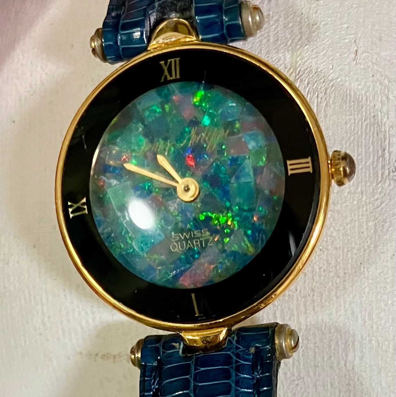 ☆稼働品☆モザイクオパール☆クオーツ☆本革ベルト☆レディース腕時計