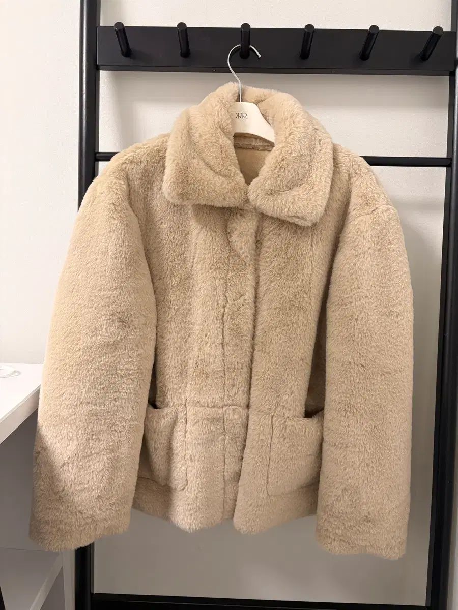 アイボリー ファー ジャケット リバーシブル ほぼ