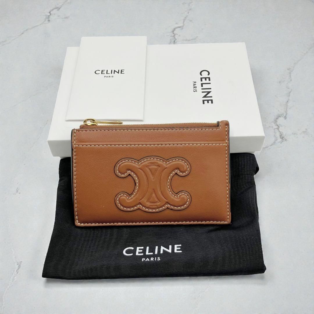 セリーヌ キュイルトリオンフ ジップ付きカードホルダー