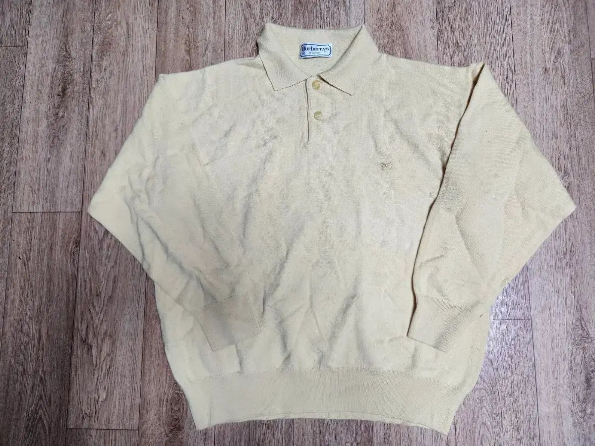 バーバリーリノカラニット