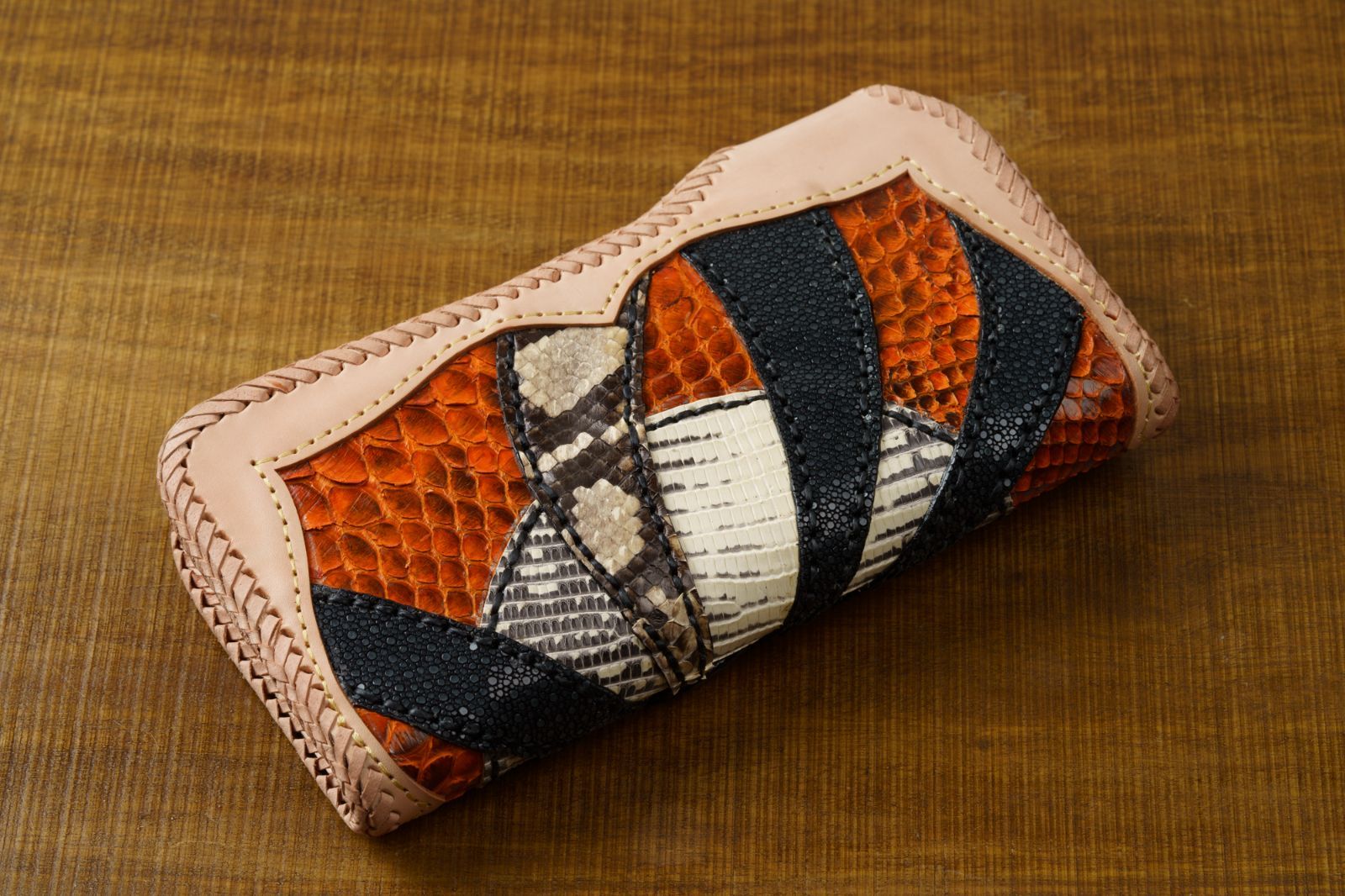 バイカーズ風ミックス長財布 ベージュ