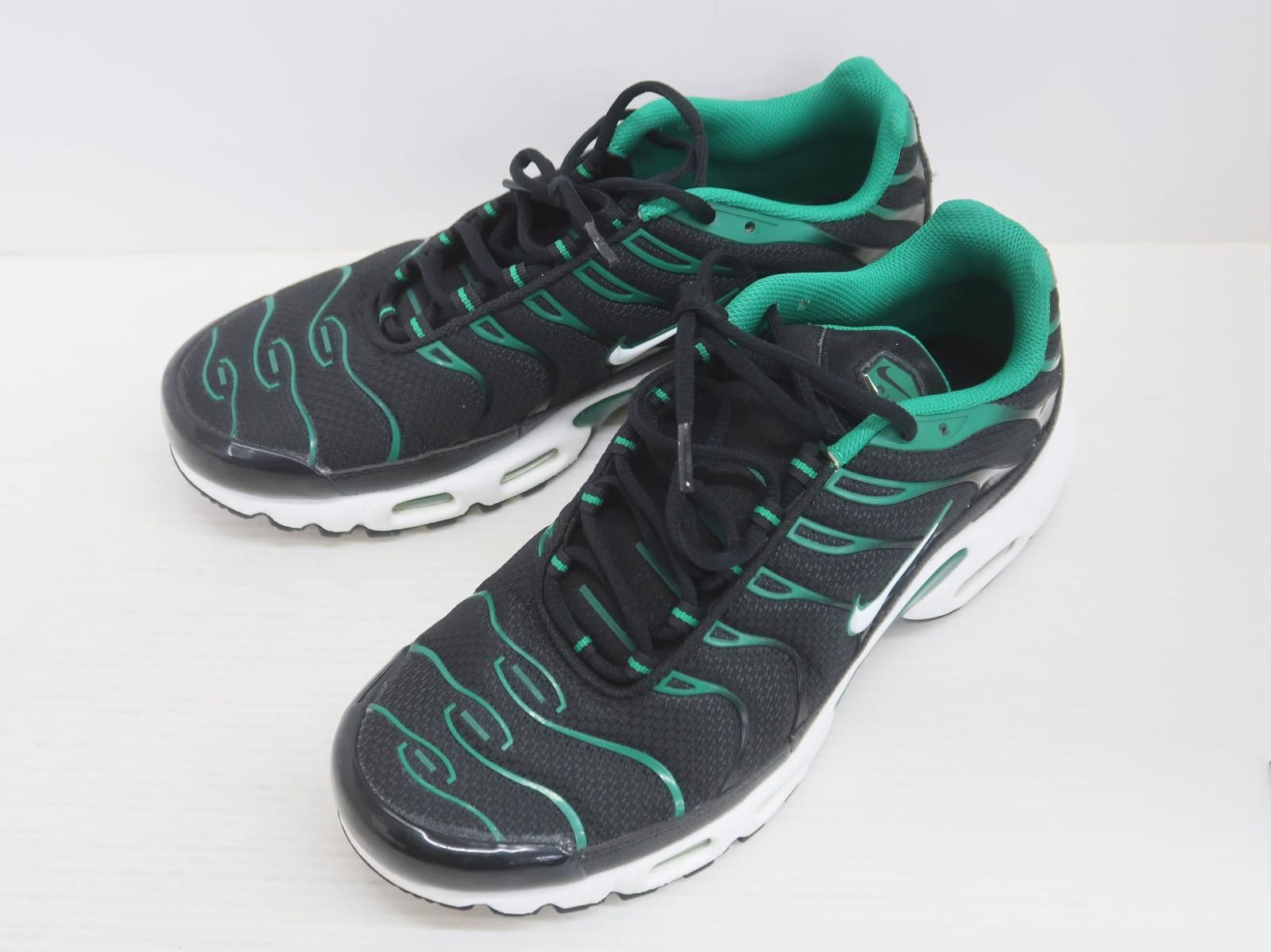 ☆2046☆NIKE ナイキ AIR MAX PLUS エア マックス プラス DM0032-009