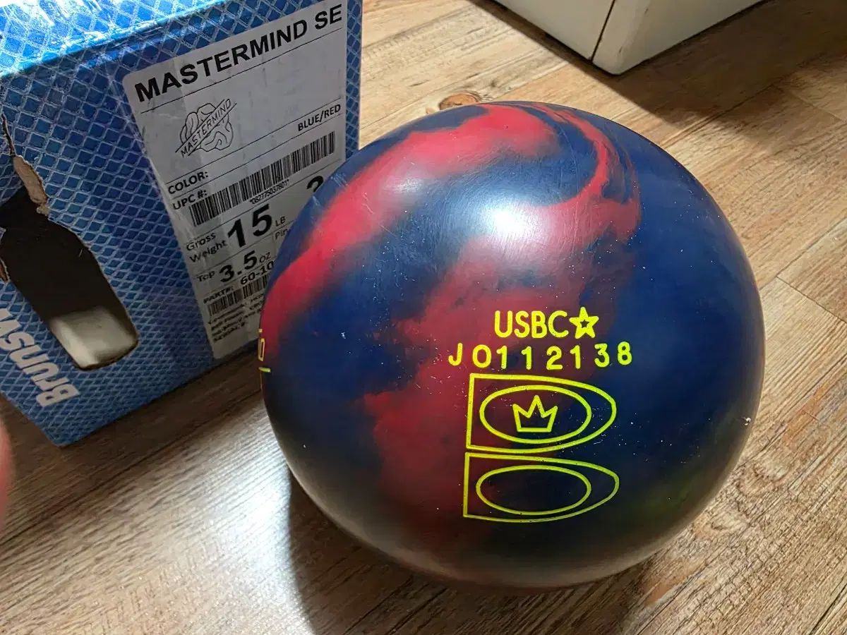 Mastermind SE ボーリングボール 15 lb