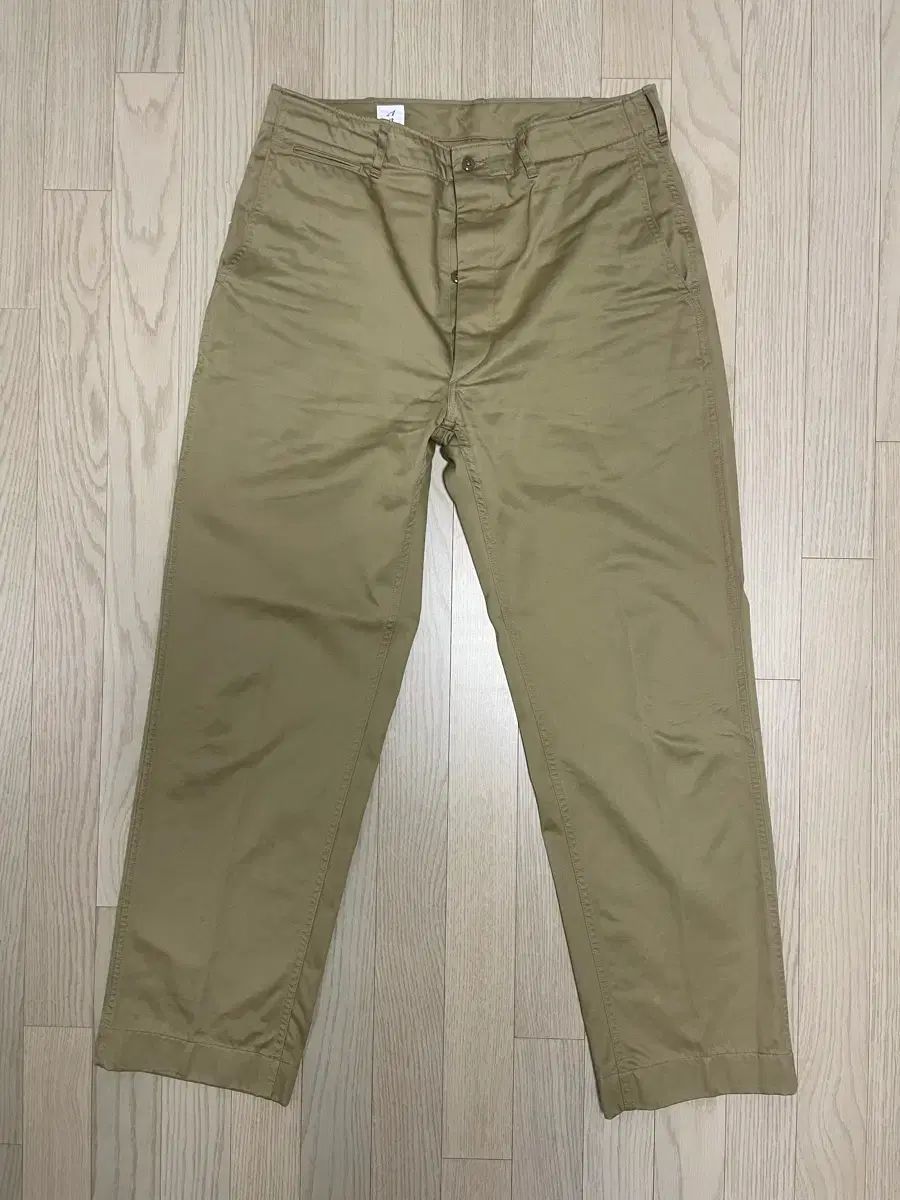 チノ2 サイズ35 実寸32-33