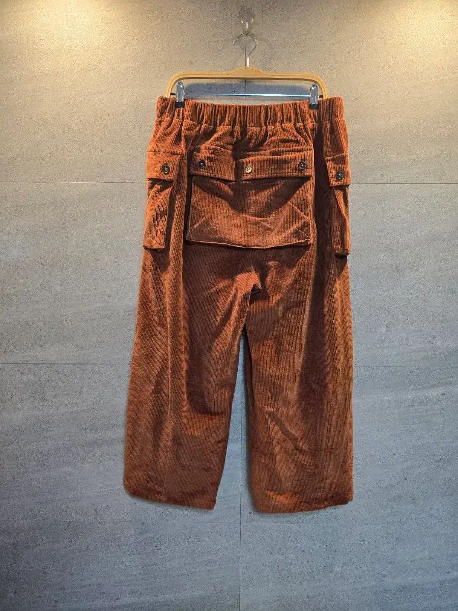 P 44 モンキー コーデュロイ ワイド パンツ