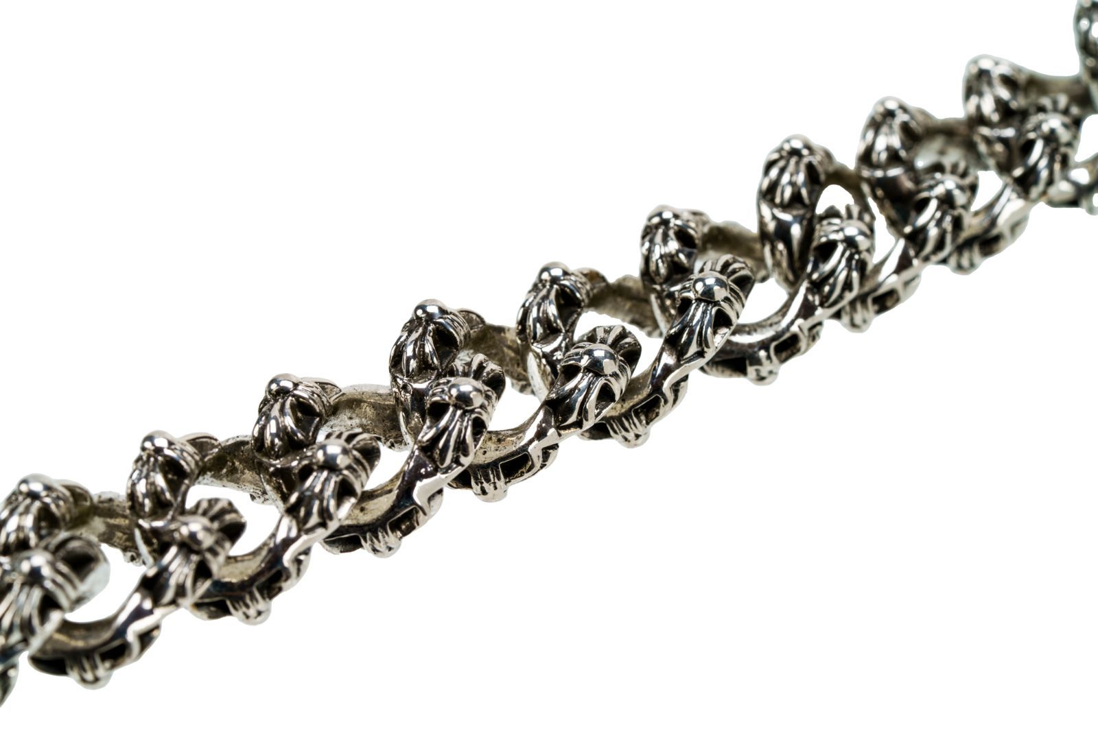 ― シルバー925が放つ静かな支配力