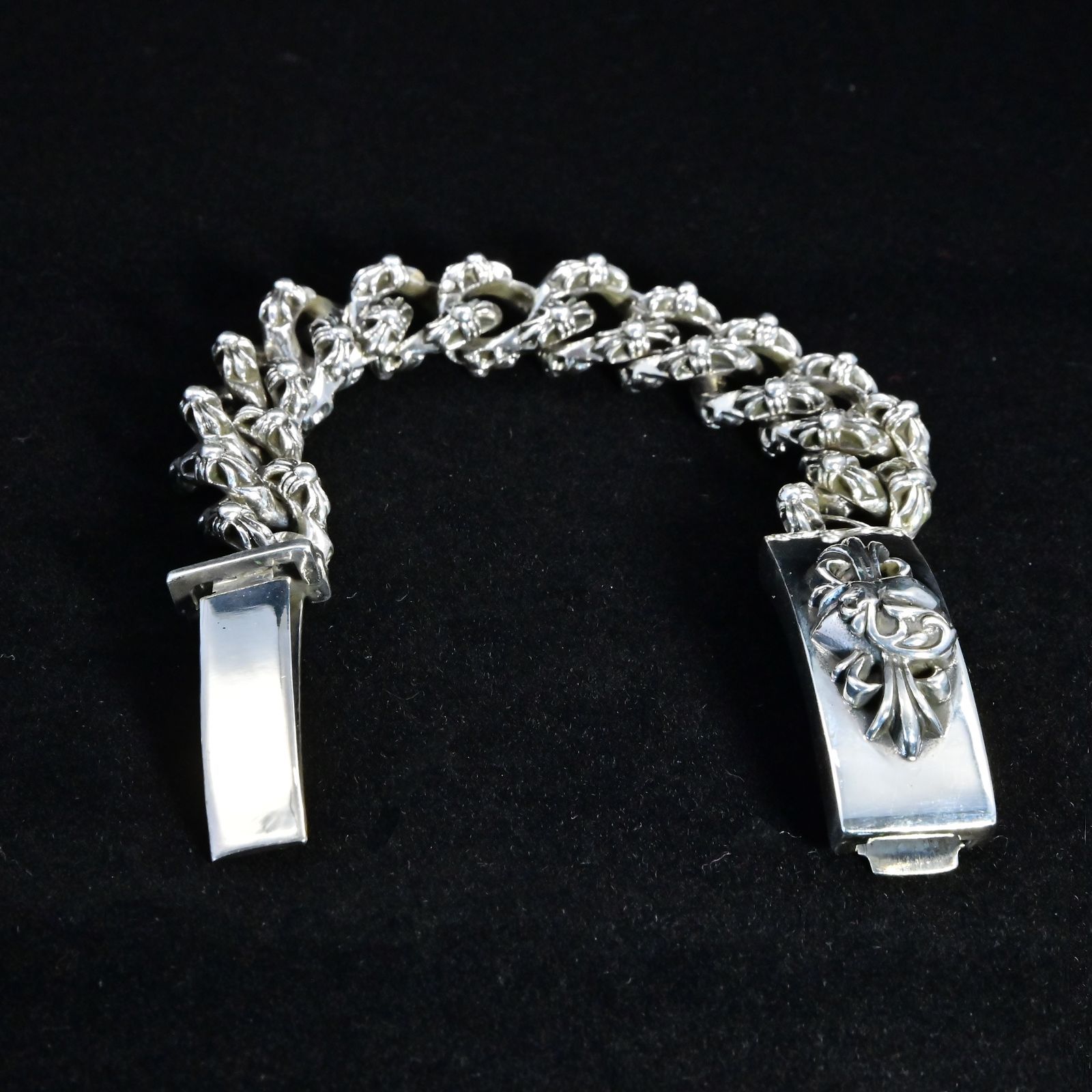 フローラルクロスIDブレスレット ―