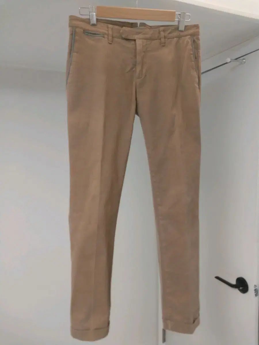 ELEVEN T クロップド ロールアップ チノ 31