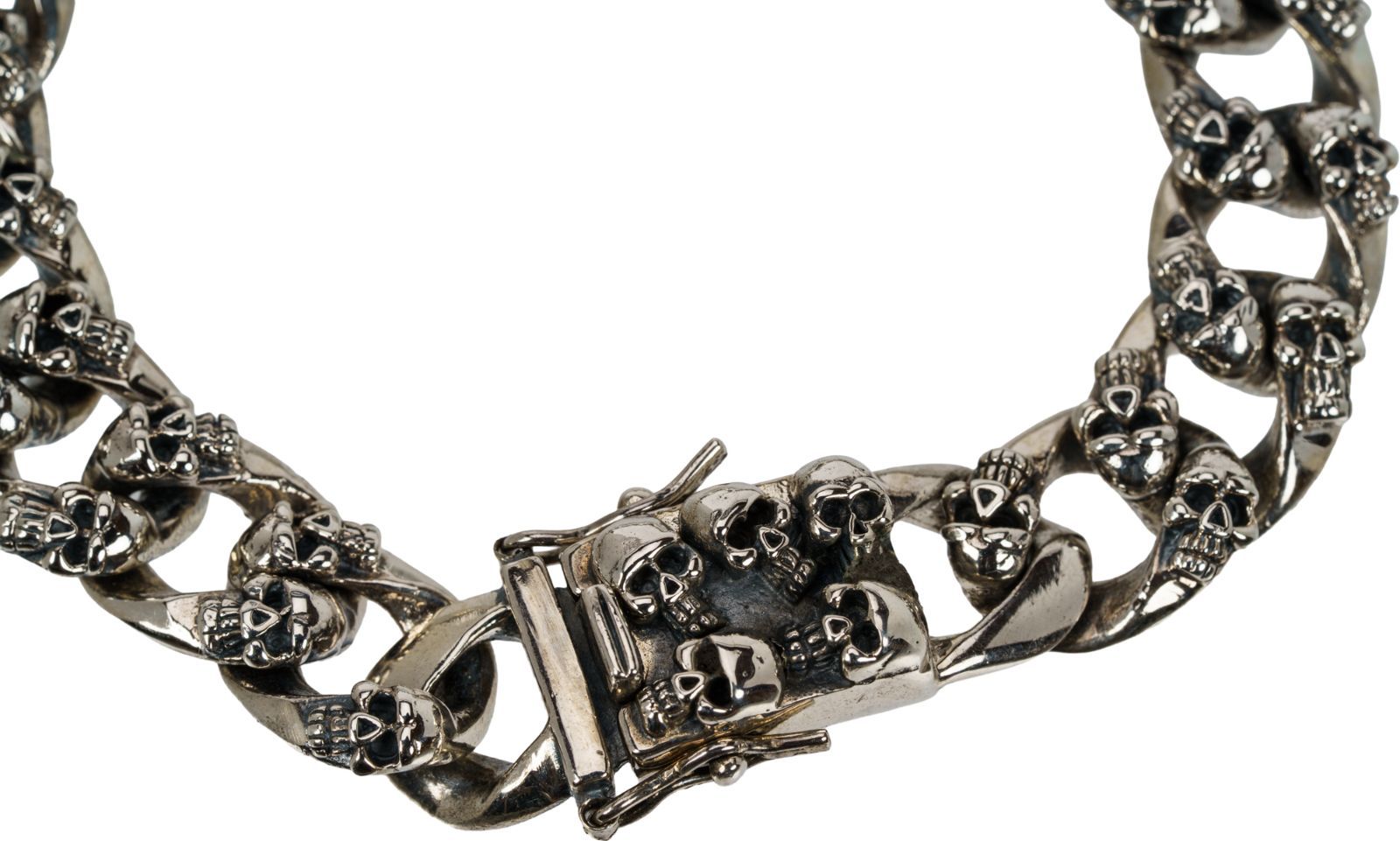 生と死の美学を腕元に宿す｜スカルリンク×メダイ調チャーム