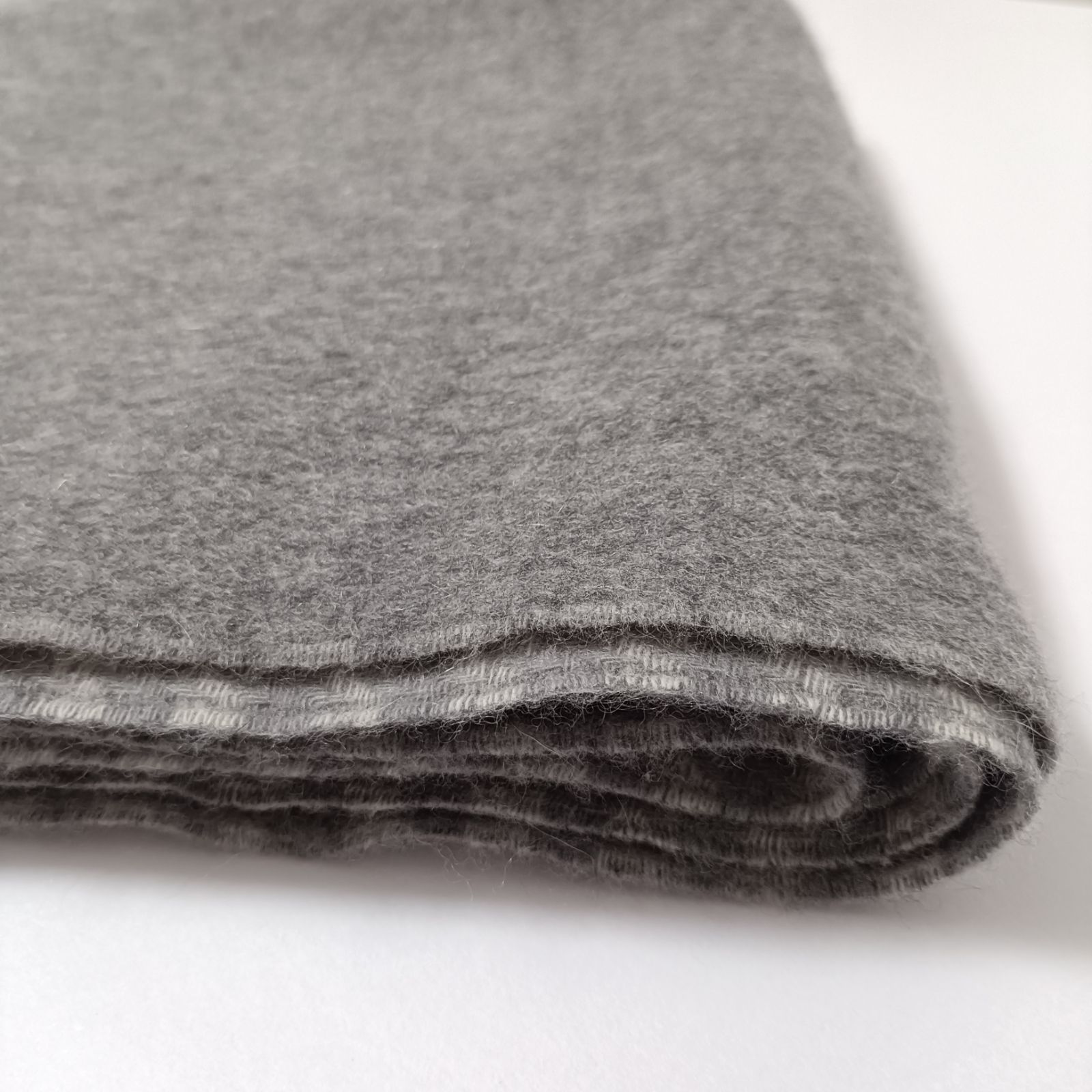 スタイルデリ 大判カシミヤストール 切り替え グレー系 美品 - メルカリ