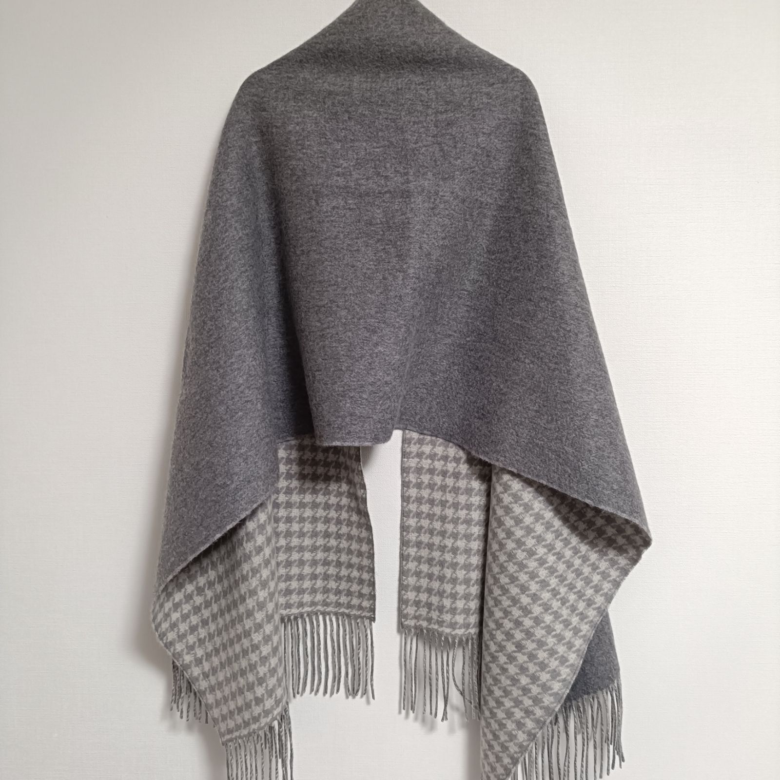 スタイルデリ 大判カシミヤストール 切り替え グレー系 美品 - メルカリ