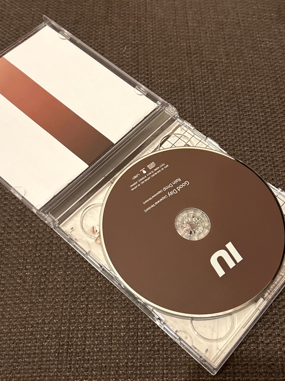 S6234) 初回限定 IU / Good Day Japanese ver. DVD付 初回 B good day