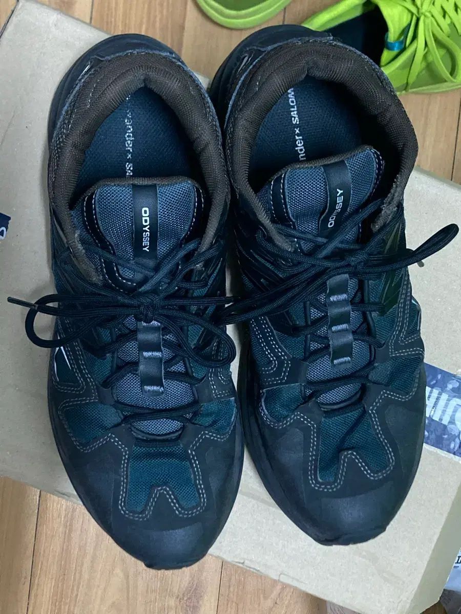 280 サロモン アンドワンダー オデッセイ