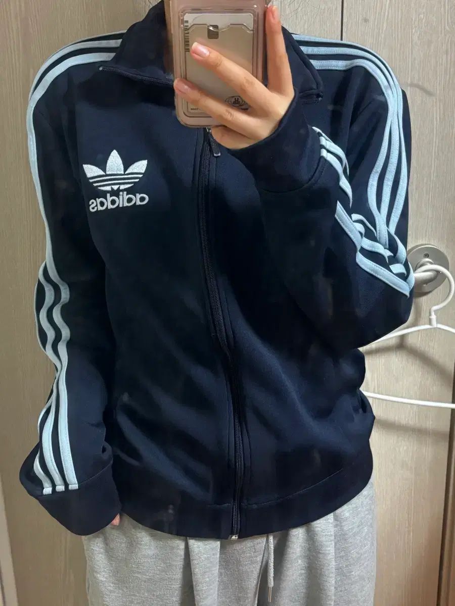 アディダス ヨーロッパ ネイビー スカイ ジャージ