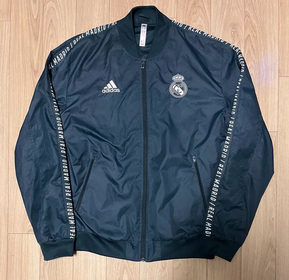 アディダス ル マドリード ウィンドブレーカー M