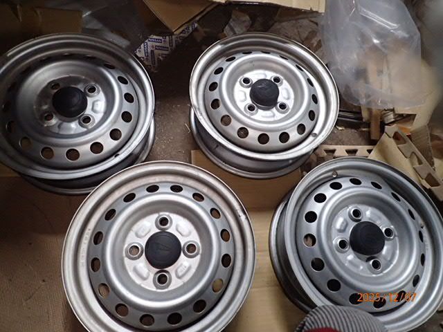 4本 ダイハツ ハイゼット アトレー 12x4.00B +40 純正 スチール A13L
