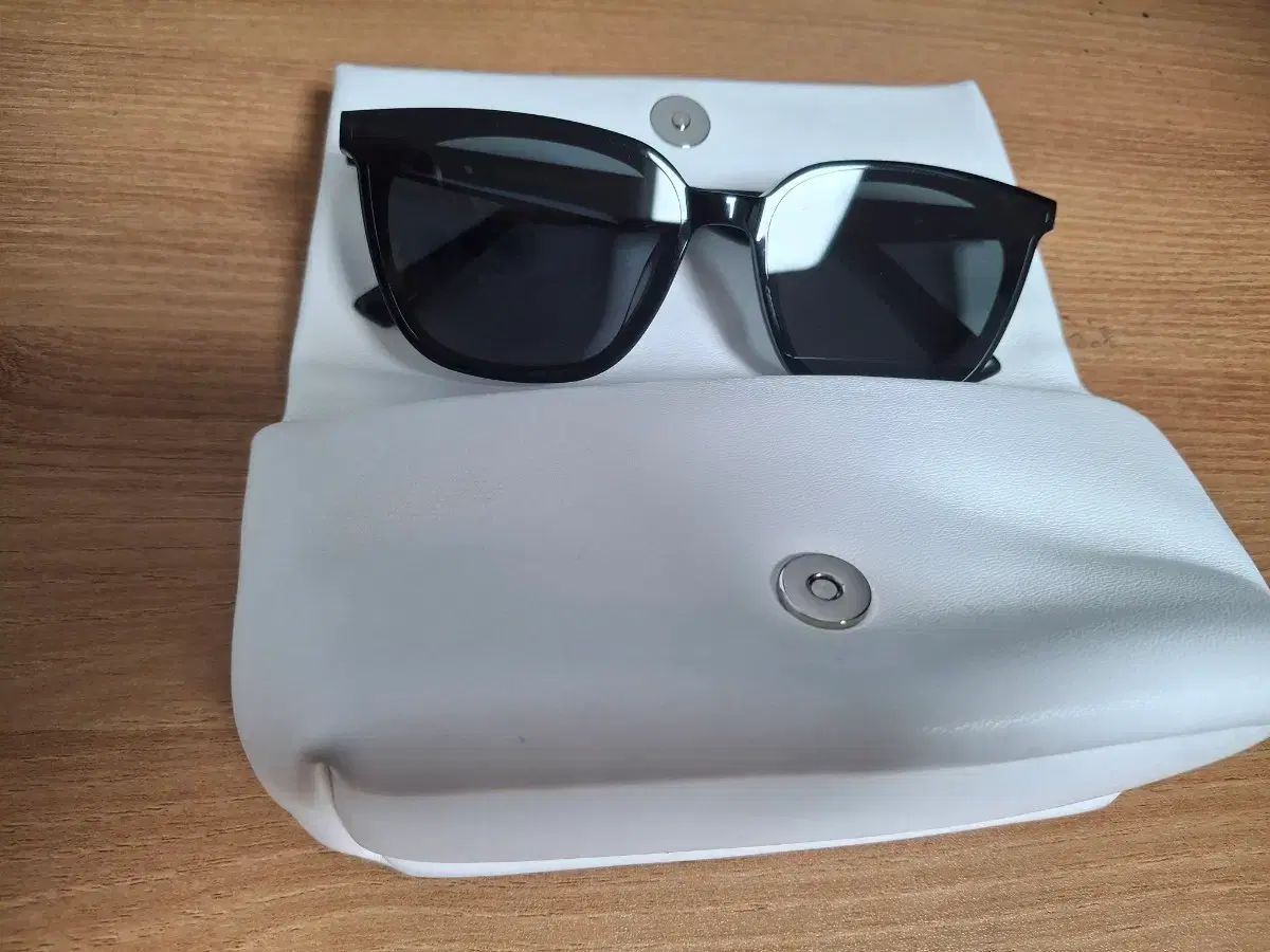 GENTLE MONSTER ジェントルモンスター サングラス リリット01