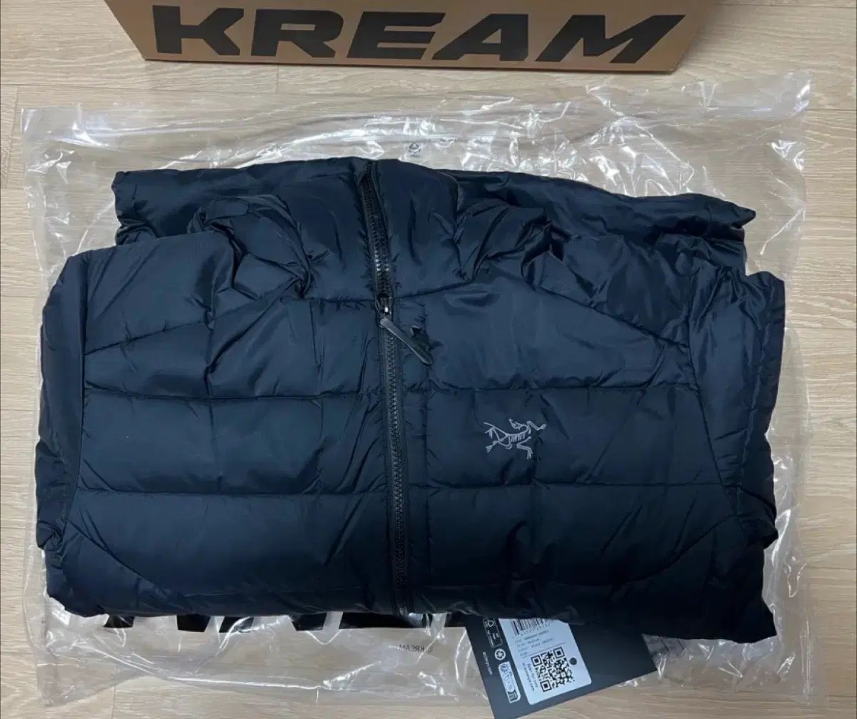 ARC TERYX アークテリクス トーリム フーディ ブラック