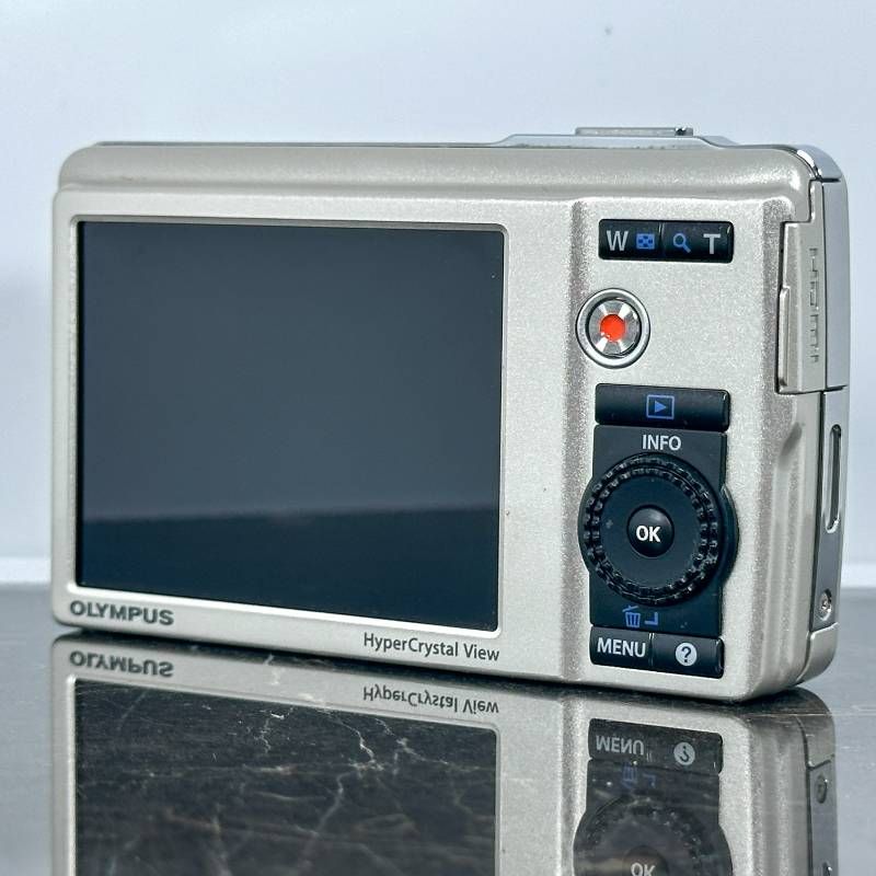 美品】OLYMPUS μ-5010 チタニウムシルバー 1400万画素 26mm広角 光学5