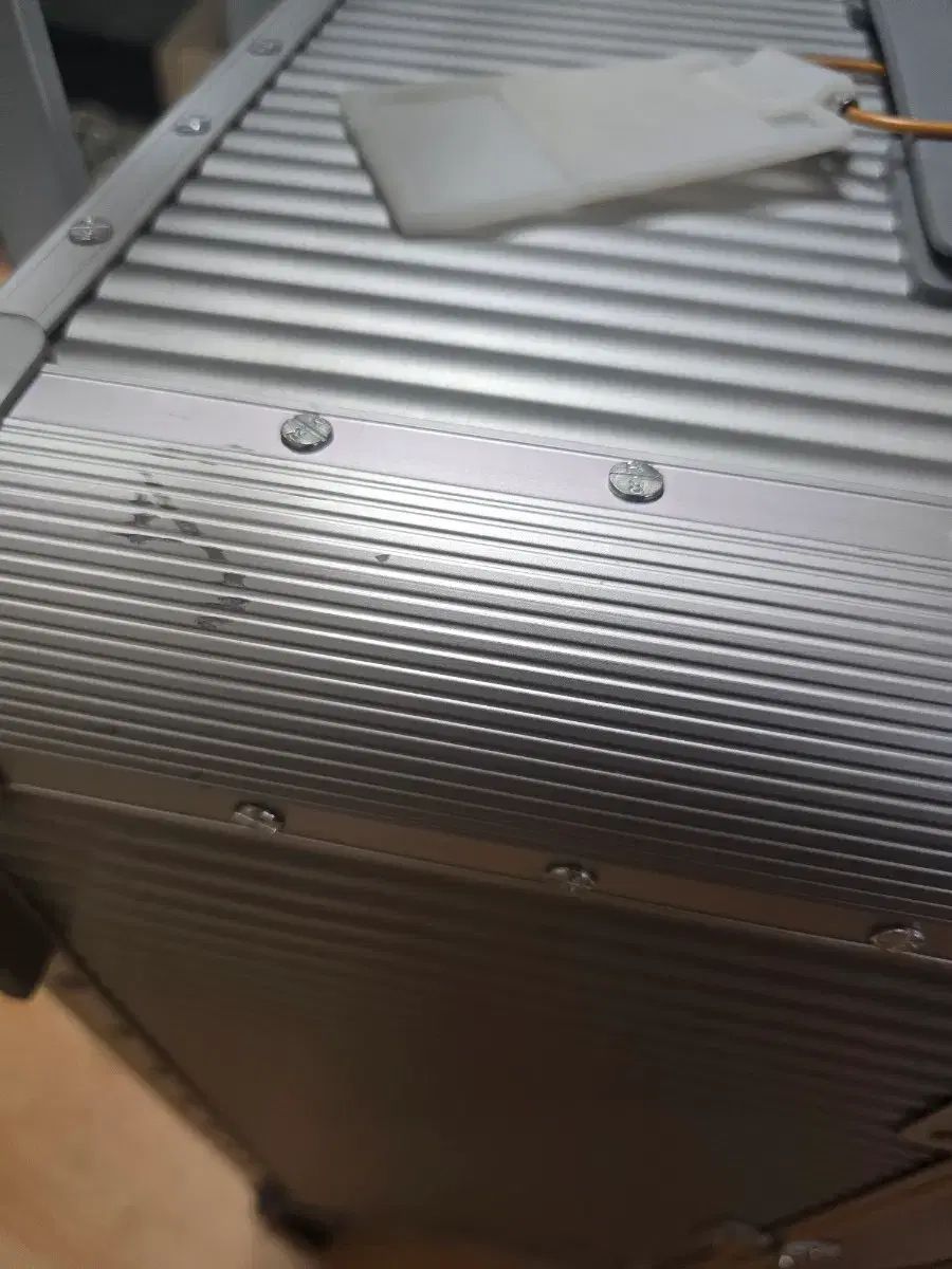 フールアルミニウム 108