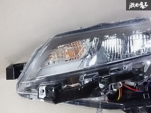 ★mameさま専用★ ☆美品☆トヨタ純正 MZRA90W ZWR90W ZWR95W 90系 ノア LED ヘッド