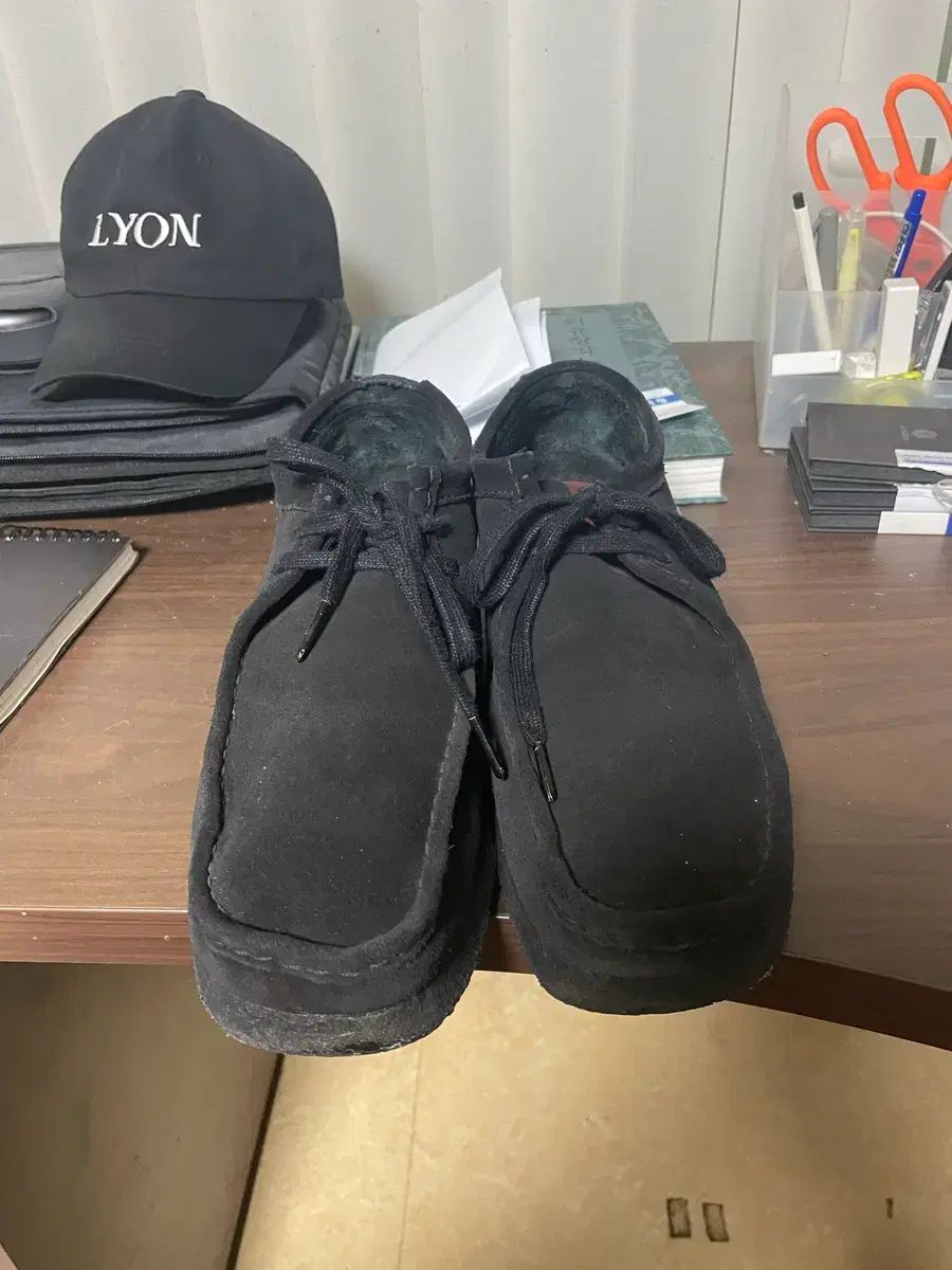 クラークス ワラビー ブラック 290