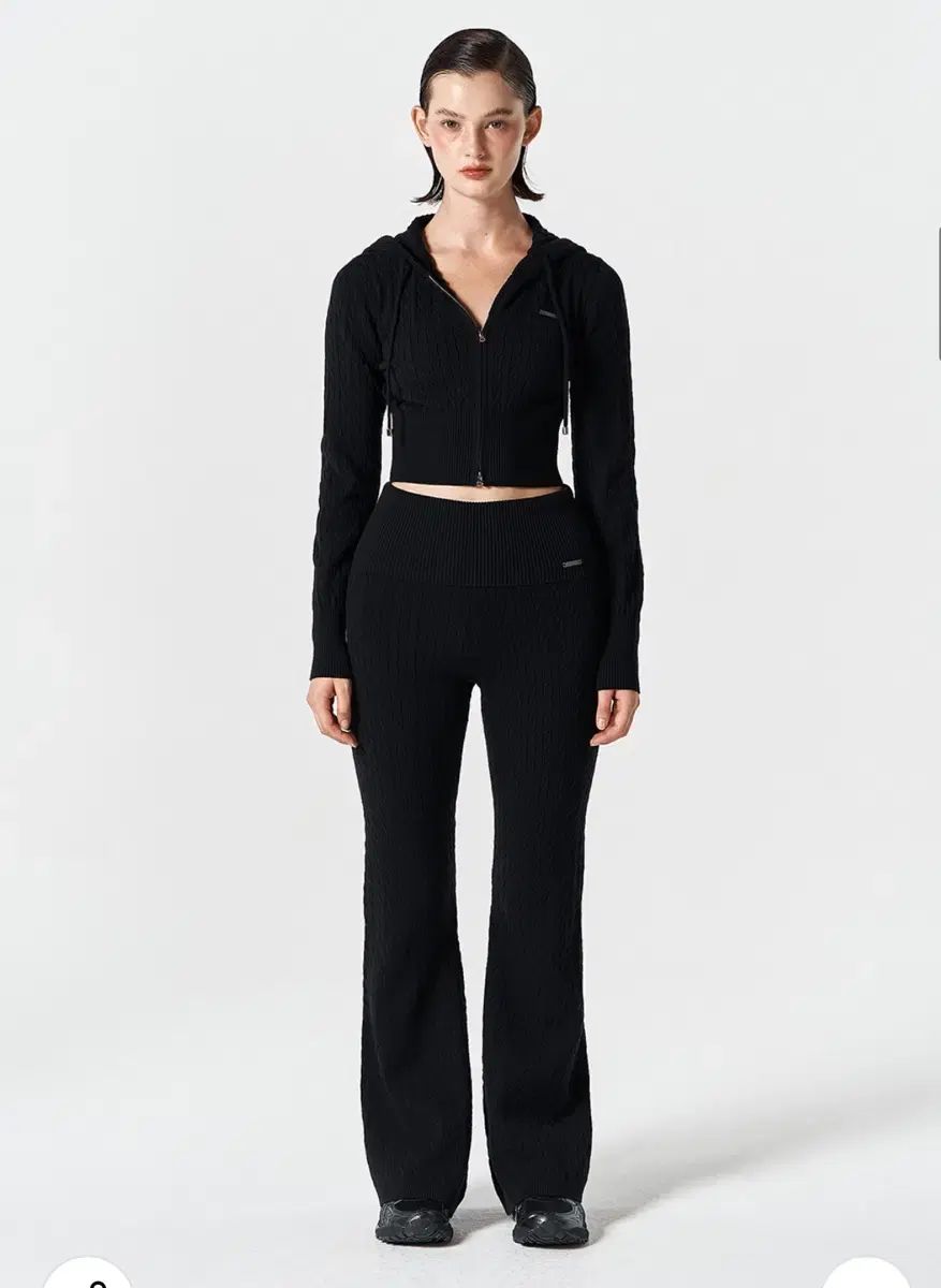 HDEX エイチデックス ニット フードジップアップ ブーツカット パンツ セット ブラック