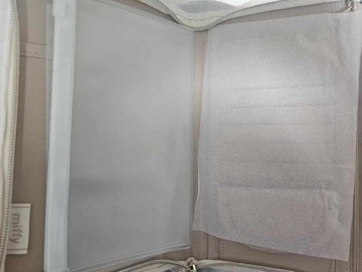  ミッフィー 刺繍 MULTI Tシャツ ポーチ その他 タレントグッズ