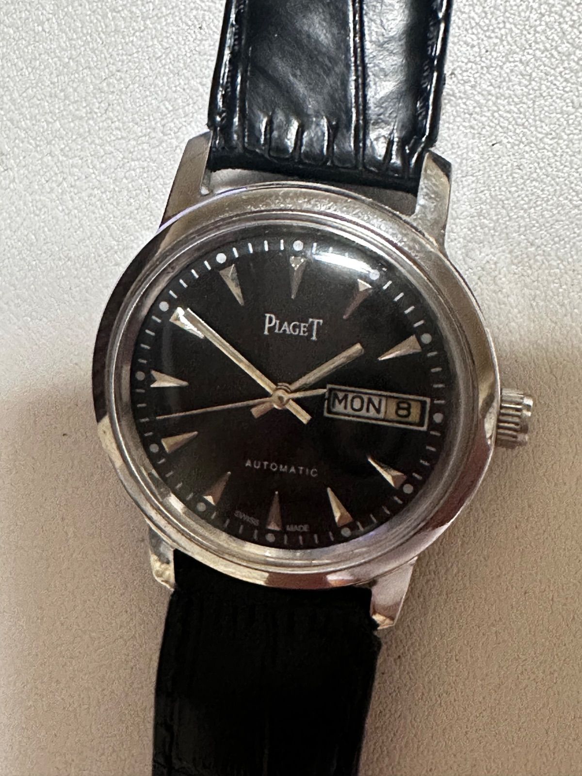 ヴィンテージ ピアジェ黒文字盤 自動巻き 25jewels スイス製 再生品