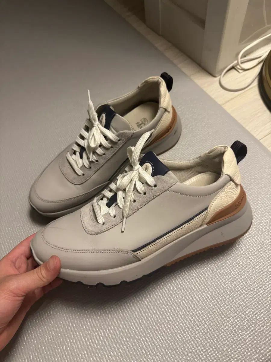 ブルネロ クチネリ スニーカー 40 - メルカリ