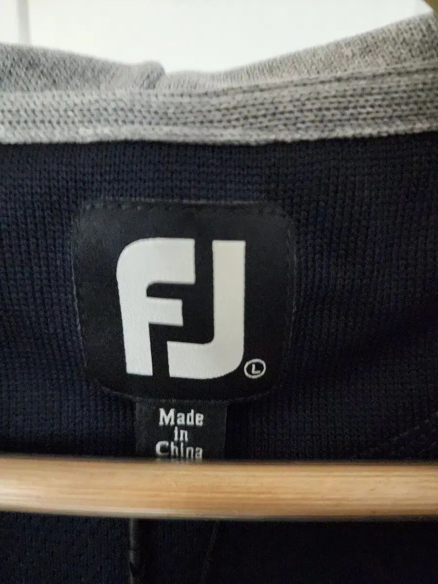 フットジョイ ネイビー フード ジップアップ