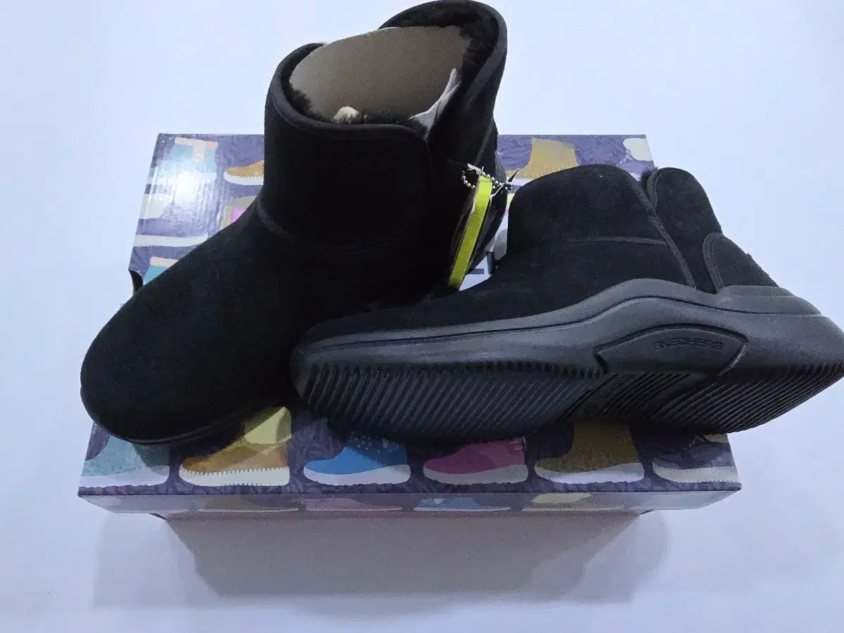 スケッチャーズ ブーツ 245