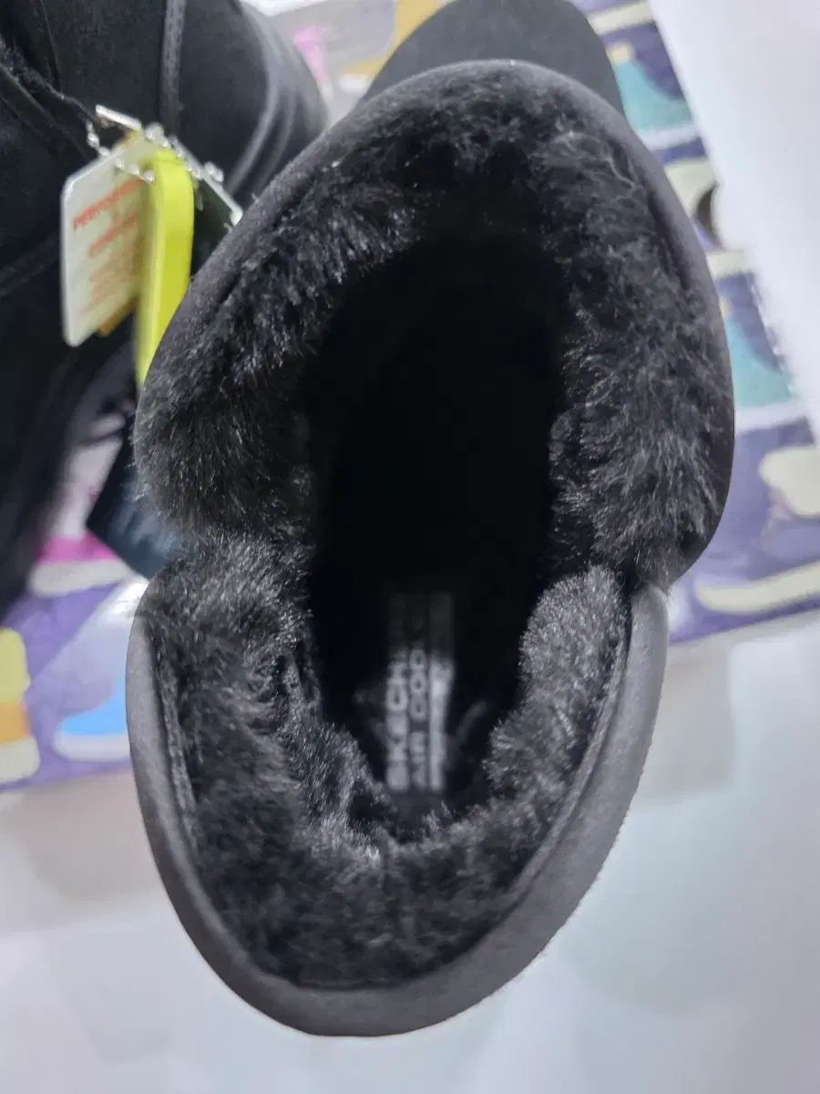 スケッチャーズ ブーツ