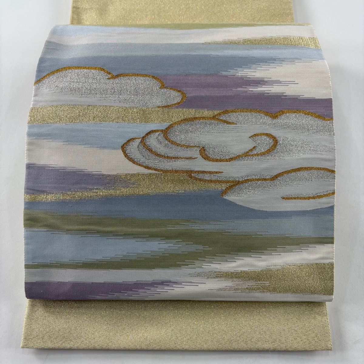 袋帯 落款 霞 雲文 金銀糸 金色 お太鼓柄 正絹