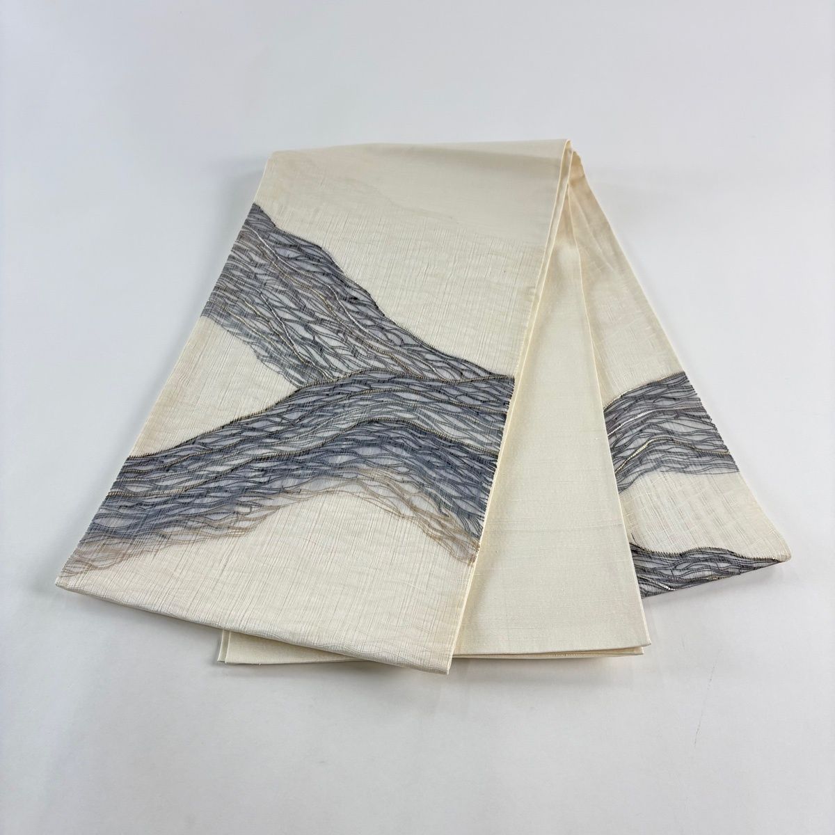 ぜんまい紬　クリーム色 円形模様 袋帯 袋帯 秀品 紬地 幾何学模様 金銀糸 クリーム お太鼓柄 正絹 【中古